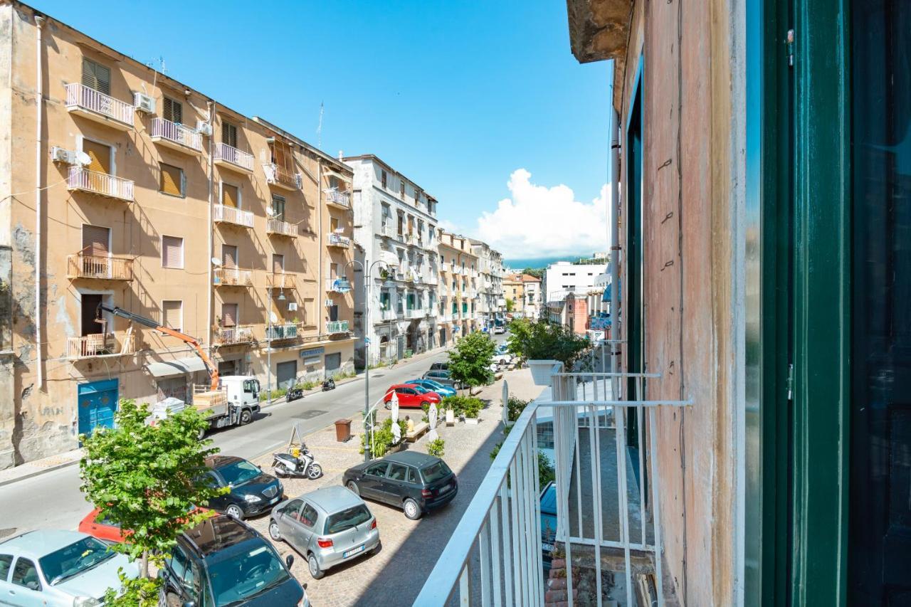 Ammos Suite Sorrento Coast Кастелламмаре-ді-Стабія Екстер'єр фото